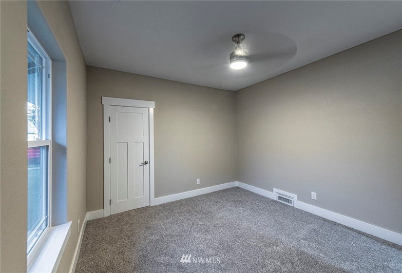 609 Pleasant, Walla Walla, Washington 99362, 6 Bedrooms Bedrooms, ,2 BathroomsBathrooms,Residential,For Sale,Pleasant,NWM1873049
