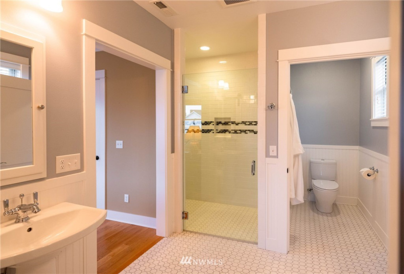 21 Madison, Pacific Beach, Washington 98571, 3 Bedrooms Bedrooms, ,Residential,For Sale,Madison,NWM1873093