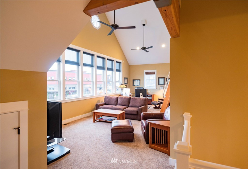 21 Madison, Pacific Beach, Washington 98571, 3 Bedrooms Bedrooms, ,Residential,For Sale,Madison,NWM1873093