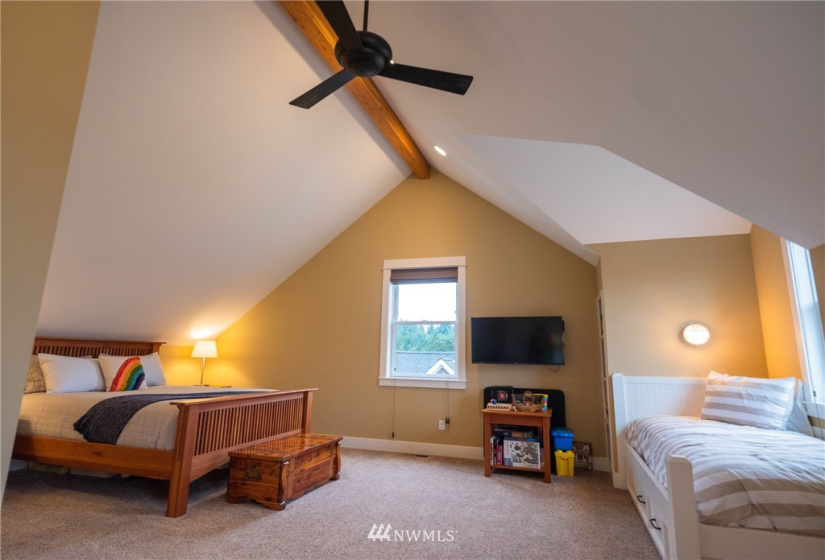 21 Madison, Pacific Beach, Washington 98571, 3 Bedrooms Bedrooms, ,Residential,For Sale,Madison,NWM1873093