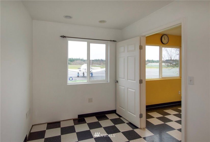 191 Airport Rd, Port Townsend, Washington 98368, ,Commercial Sale,For Sale,Airport Rd,NWM1871641