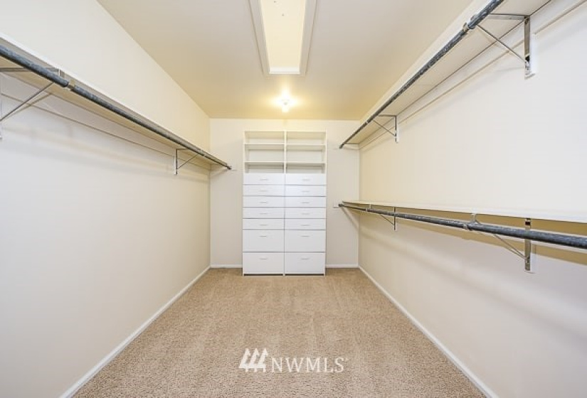 3445 122nd, Bellevue, Washington 98005, 5 Bedrooms Bedrooms, ,4 BathroomsBathrooms,Residential Lease,For Rent,122nd,NWM1873196