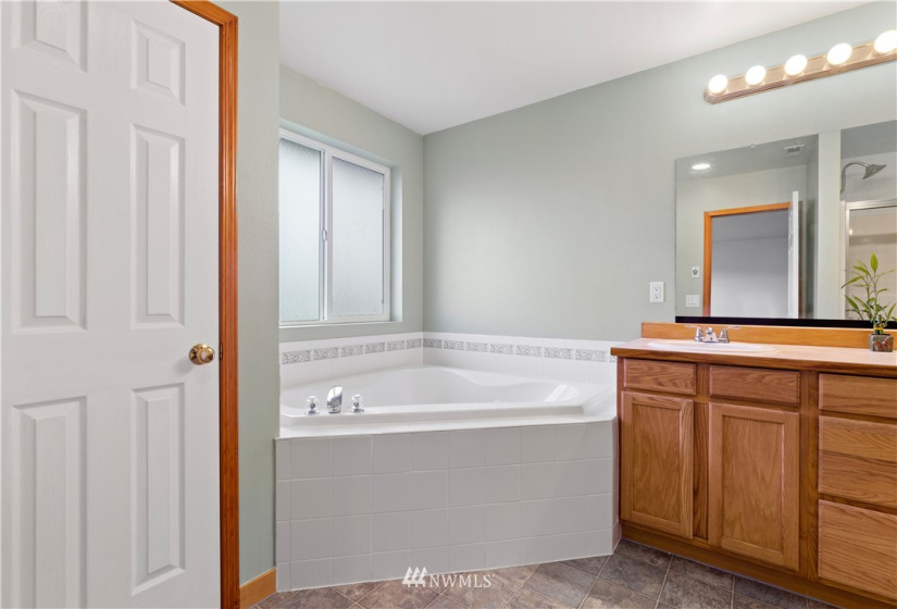 12112 Roosevelt Rd, Snohomish, Washington 98290, 5 Bedrooms Bedrooms, ,3 BathroomsBathrooms,Residential,For Sale,Roosevelt Rd,NWM1872873