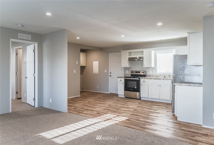 4727 Owens, Moses Lake, Washington 98837, 3 Bedrooms Bedrooms, ,2 BathroomsBathrooms,Manufactured In Park,For Sale,Owens,NWM1872970