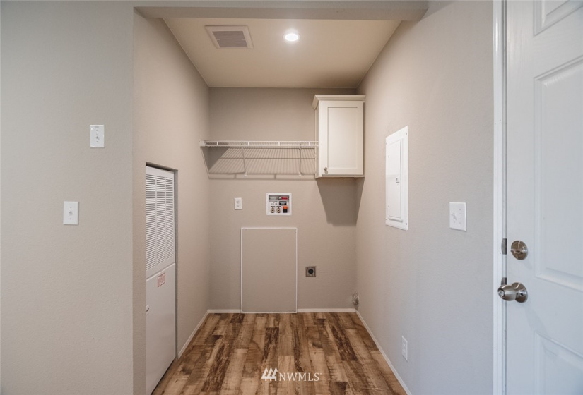 4727 Owens, Moses Lake, Washington 98837, 3 Bedrooms Bedrooms, ,2 BathroomsBathrooms,Manufactured In Park,For Sale,Owens,NWM1872970