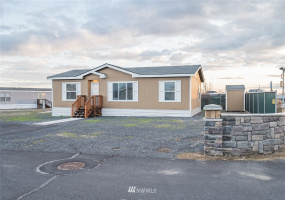 4727 Owens, Moses Lake, Washington 98837, 3 Bedrooms Bedrooms, ,2 BathroomsBathrooms,Manufactured In Park,For Sale,Owens,NWM1872970