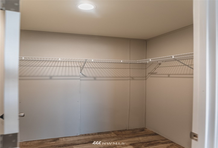 4727 Owens, Moses Lake, Washington 98837, 3 Bedrooms Bedrooms, ,2 BathroomsBathrooms,Manufactured In Park,For Sale,Owens,NWM1872970