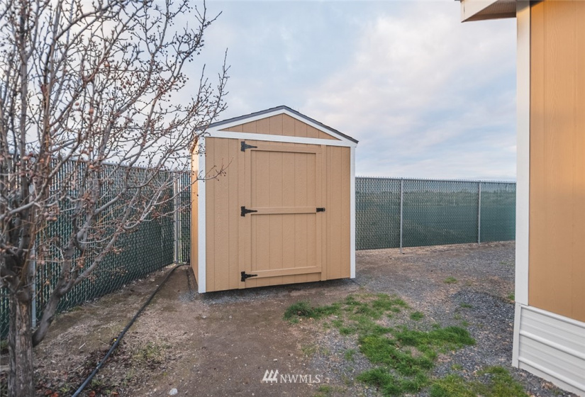 4727 Owens, Moses Lake, Washington 98837, 3 Bedrooms Bedrooms, ,2 BathroomsBathrooms,Manufactured In Park,For Sale,Owens,NWM1872970