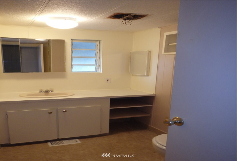1514 Washington, Long Beach, Washington 98631, 3 Bedrooms Bedrooms, ,2 BathroomsBathrooms,Residential,For Sale,SW LB,Washington,NWM1873202