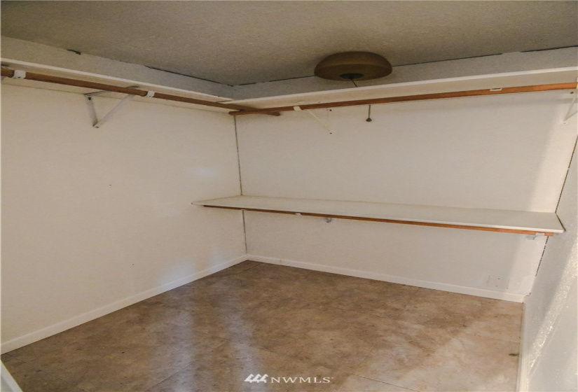 9211 Gravelly, Port Orchard, Washington 98367, 3 Bedrooms Bedrooms, ,1 BathroomBathrooms,Residential,For Sale,Gravelly,NWM1873419