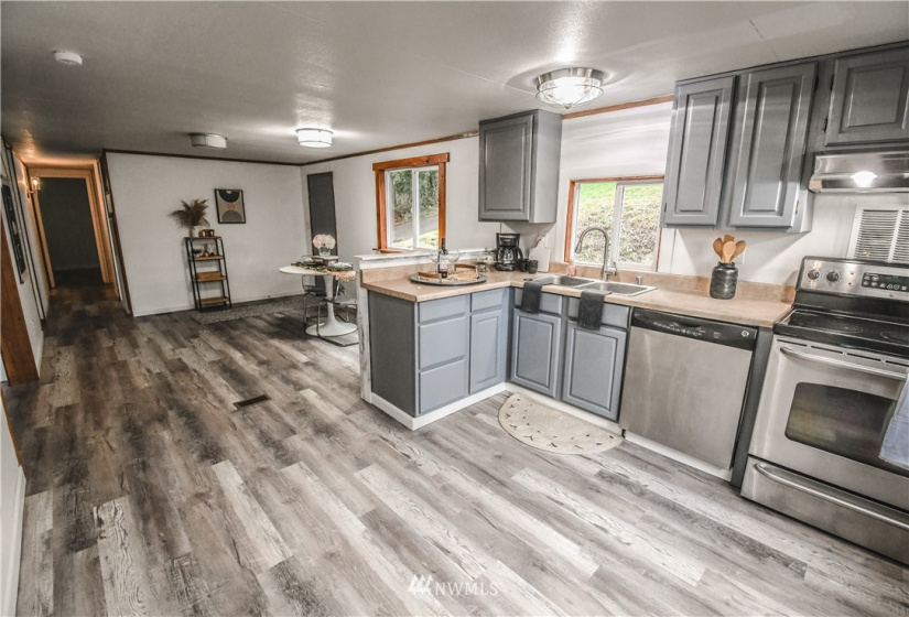 9211 Gravelly, Port Orchard, Washington 98367, 3 Bedrooms Bedrooms, ,1 BathroomBathrooms,Residential,For Sale,Gravelly,NWM1873419