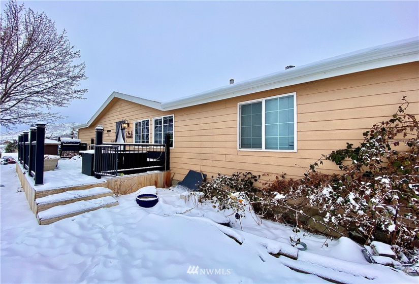 20571 Wenas, Selah, Washington 98942, 3 Bedrooms Bedrooms, ,2 BathroomsBathrooms,Residential,For Sale,Wenas,NWM1873492