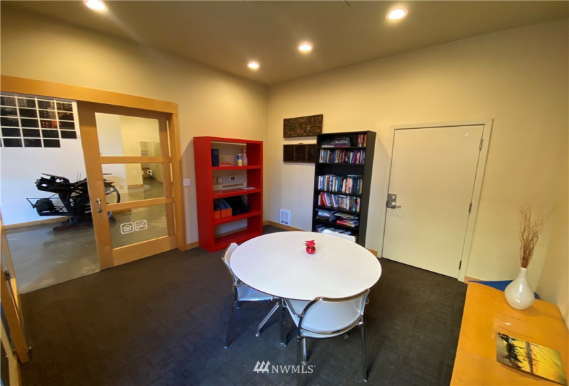 1610 Belmont, Seattle, Washington 98122, 1 Bedroom Bedrooms, ,Residential Lease,For Rent,Belmont,NWM1873522