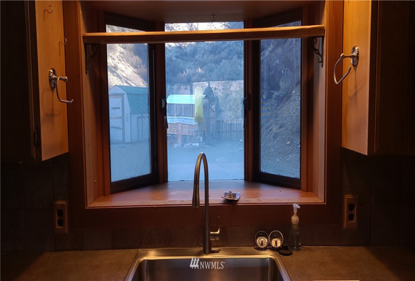 70 Crumbacher, Tonasket, Washington 98855, 2 Bedrooms Bedrooms, ,2 BathroomsBathrooms,Residential,For Sale,Westvue Ranchettes 2,Crumbacher,NWM1865163