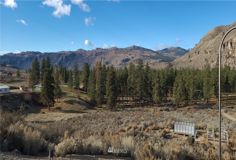 70 Crumbacher, Tonasket, Washington 98855, 2 Bedrooms Bedrooms, ,2 BathroomsBathrooms,Residential,For Sale,Westvue Ranchettes 2,Crumbacher,NWM1865163