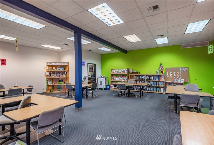 380 Pioneer, Oak Harbor, Washington 98277, ,Commercial Sale,For Sale,Pioneer,NWM1870350