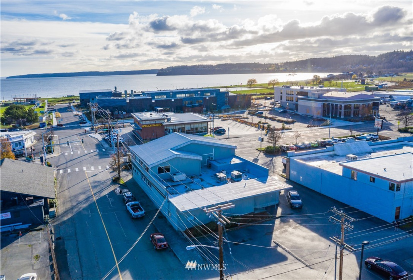 380 Pioneer, Oak Harbor, Washington 98277, ,Commercial Sale,For Sale,Pioneer,NWM1870350