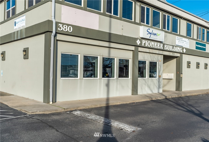 380 Pioneer, Oak Harbor, Washington 98277, ,Commercial Sale,For Sale,Pioneer,NWM1870350