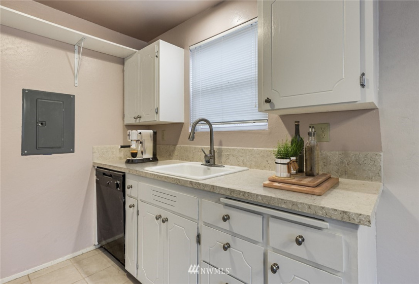 8523 23rd, Seattle, Washington 98115, ,Residential Income,For Sale,23rd,NWM1873622