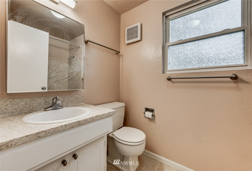 8523 23rd, Seattle, Washington 98115, ,Residential Income,For Sale,23rd,NWM1873622