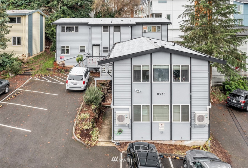 8523 23rd, Seattle, Washington 98115, ,Residential Income,For Sale,23rd,NWM1873622