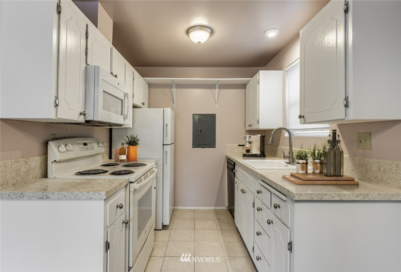 8523 23rd, Seattle, Washington 98115, ,Residential Income,For Sale,23rd,NWM1873622
