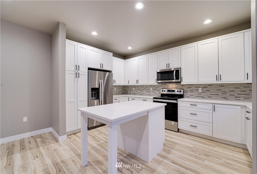 13305 Gibralter, Anacortes, Washington 98221, 3 Bedrooms Bedrooms, ,2 BathroomsBathrooms,Residential,For Sale,Gibralter,NWM1873828