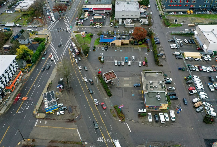 2025 Rainier, Seattle, Washington 98144, ,Commercial Sale,For Sale,Rainier,NWM1870686