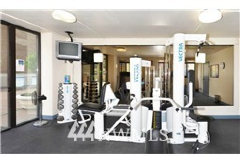 2100 3rd, Seattle, Washington 98121, ,1 BathroomBathrooms,Residential Lease,For Rent,3rd,NWM1873681