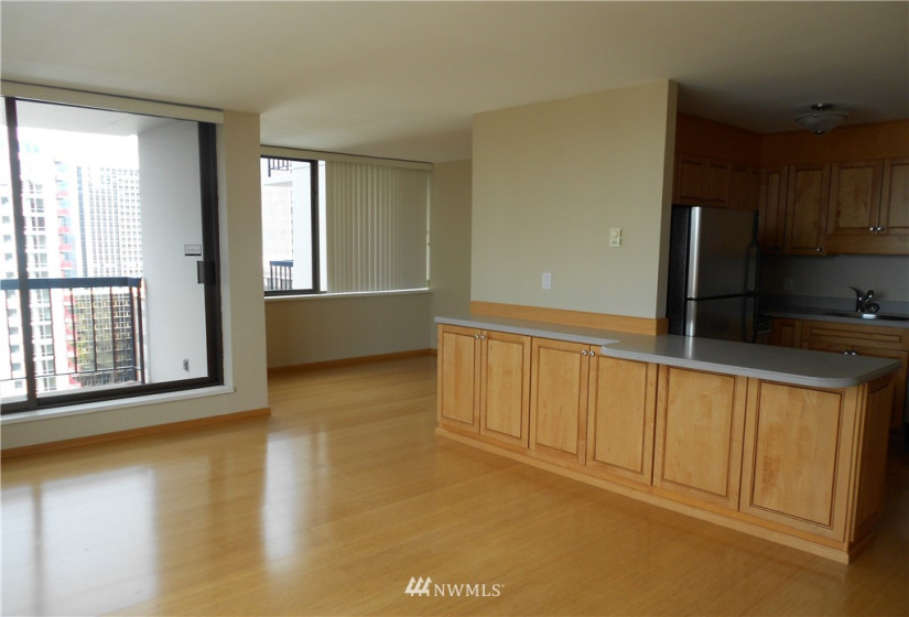 2100 3rd, Seattle, Washington 98121, ,1 BathroomBathrooms,Residential Lease,For Rent,3rd,NWM1873681