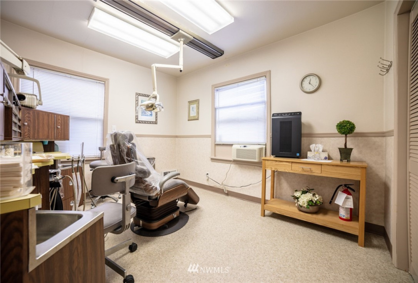 1083 State, Marysville, Washington 98270, ,Commercial Sale,For Sale,State,NWM1869693