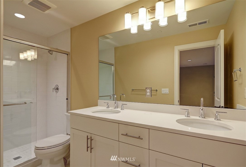 7420 A 27th, Mercer Island, Washington 98040, 1 Bedroom Bedrooms, ,Residential Lease,For Rent,27th,NWM1873224