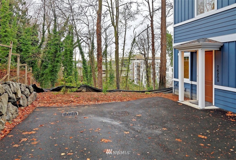 7420 B 27th, Mercer Island, Washington 98040, 2 Bedrooms Bedrooms, ,1 BathroomBathrooms,Residential Lease,For Rent,27th,NWM1873231