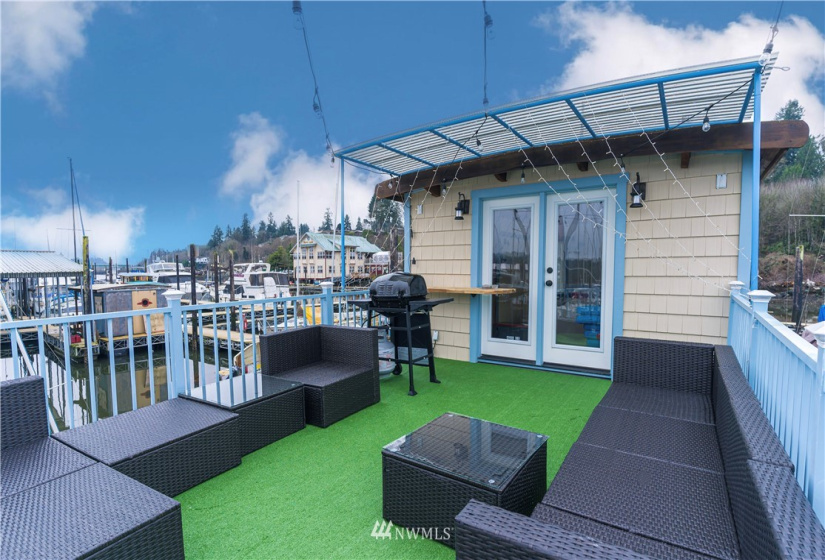 2100 West Bay, Olympia, Washington 98502, 1 Bedroom Bedrooms, ,Residential,For Sale,West Bay,NWM1873790