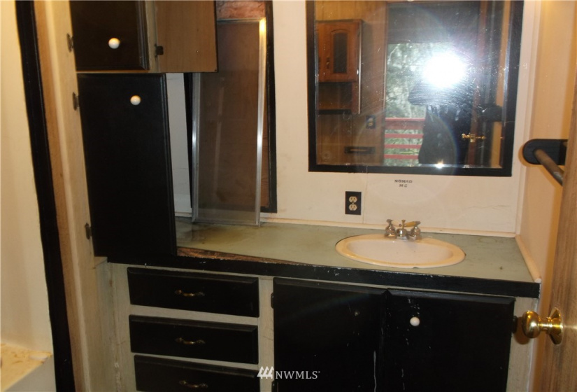 6724 Sedgwick, Port Orchard, Washington 98366, 2 Bedrooms Bedrooms, ,1 BathroomBathrooms,Residential,For Sale,Sedgwick,NWM1873927