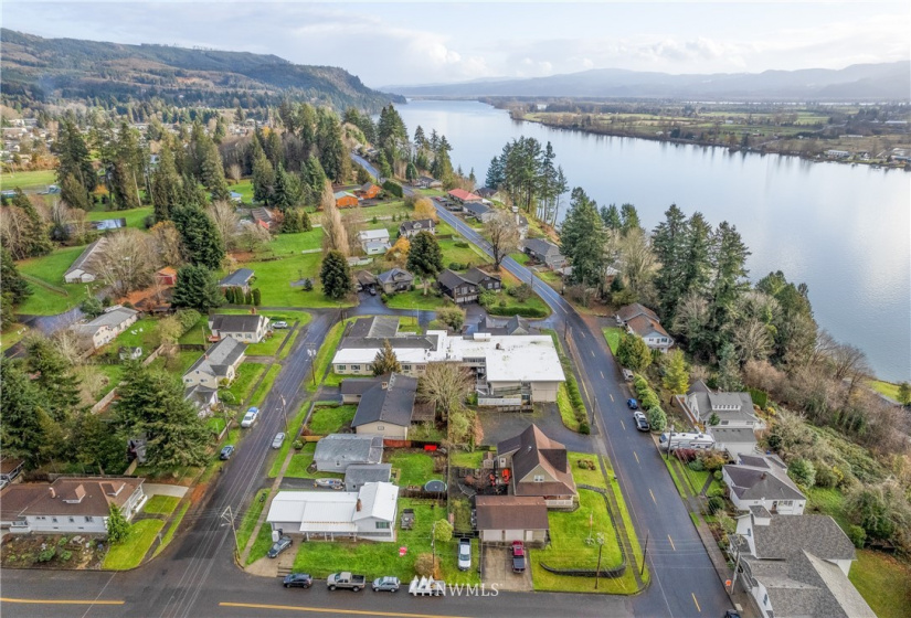 440 2nd, Cathlamet, Washington 98612, 2 Bedrooms Bedrooms, ,1 BathroomBathrooms,Residential,For Sale,2nd,NWM1873905