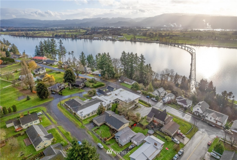 440 2nd, Cathlamet, Washington 98612, 2 Bedrooms Bedrooms, ,1 BathroomBathrooms,Residential,For Sale,2nd,NWM1873905