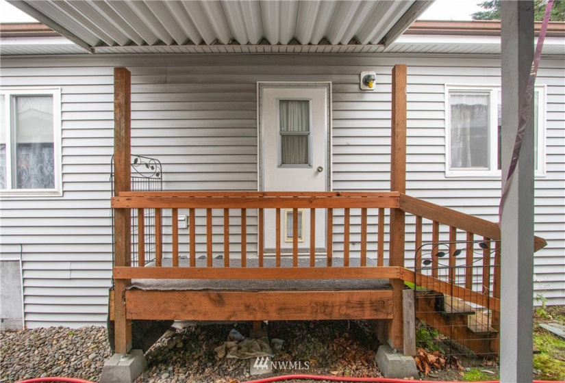2101 324th, Federal Way, Washington 98003, 2 Bedrooms Bedrooms, ,1 BathroomBathrooms,Manufactured In Park,For Sale,324th,NWM1873825
