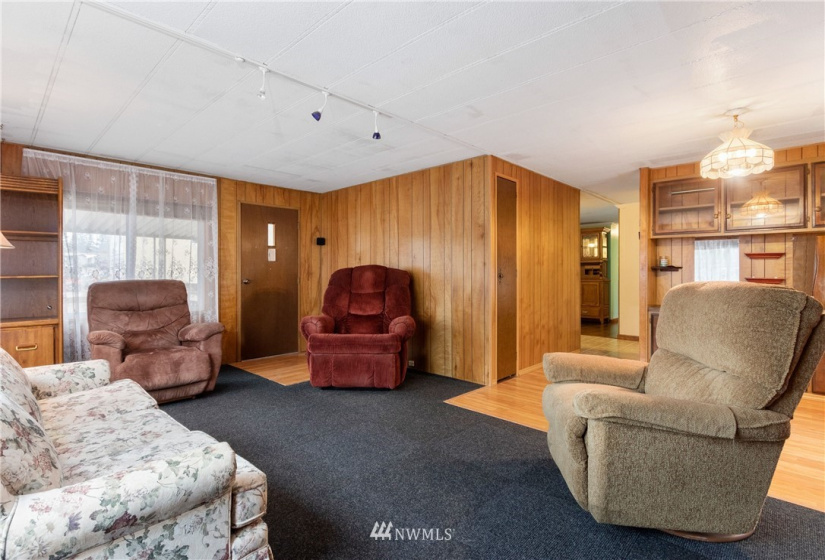 2101 324th, Federal Way, Washington 98003, 2 Bedrooms Bedrooms, ,1 BathroomBathrooms,Manufactured In Park,For Sale,324th,NWM1873825