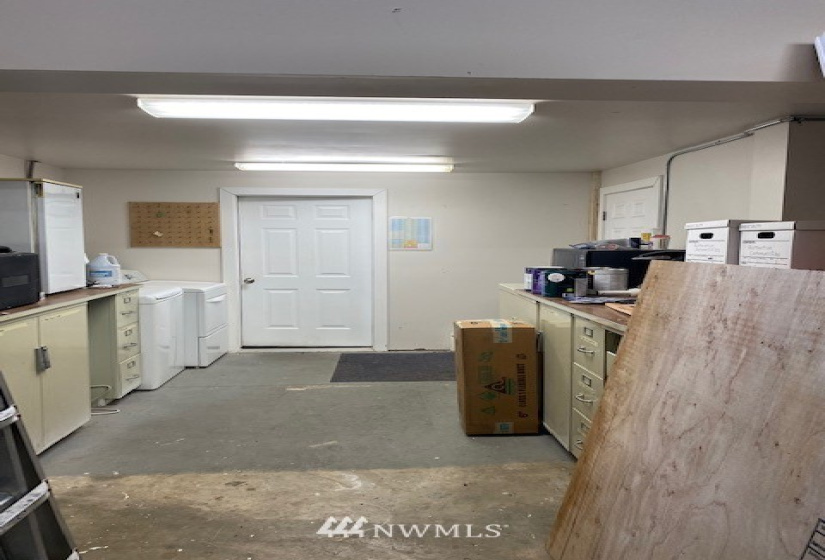 847 Maryland, Chehalis, Washington 98532, ,Commercial Sale,For Sale,Maryland,NWM1873988