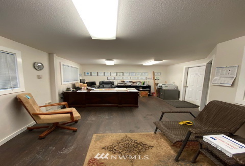 847 Maryland, Chehalis, Washington 98532, ,Commercial Sale,For Sale,Maryland,NWM1873988