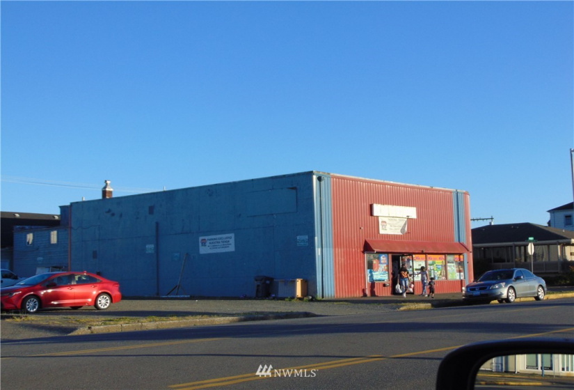106 108 South Jefferson, Aberdeen, Washington 98520, ,Commercial Sale,For Sale,108 South Jefferson,NWM1874028