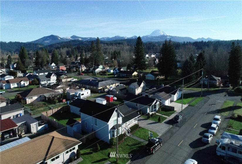 360 Perkins, Buckley, Washington 98321, 3 Bedrooms Bedrooms, ,2 BathroomsBathrooms,Residential,For Sale,Perkins,NWM1873774