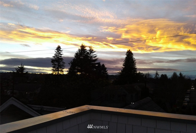 5822 8th, Seattle, Washington 98107, 4 Bedrooms Bedrooms, ,2 BathroomsBathrooms,Residential,For Sale,8th,NWM1874294