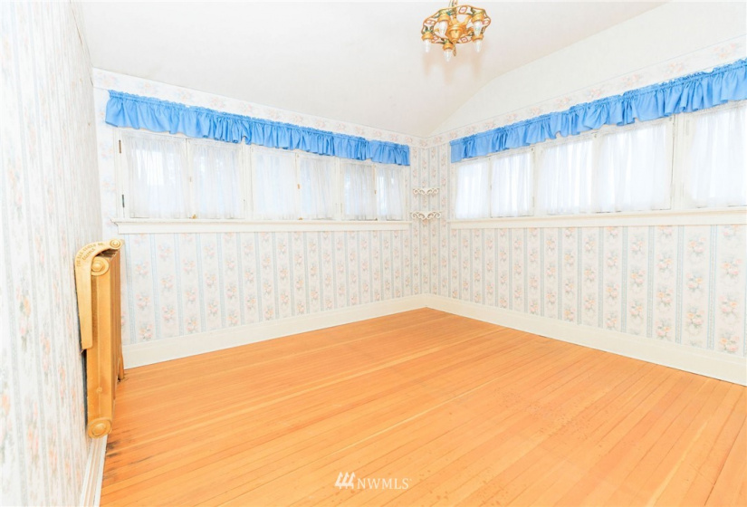 2 Chicago, Yakima, Washington 98902, 4 Bedrooms Bedrooms, ,2 BathroomsBathrooms,Residential,For Sale,Chicago,NWM1874309