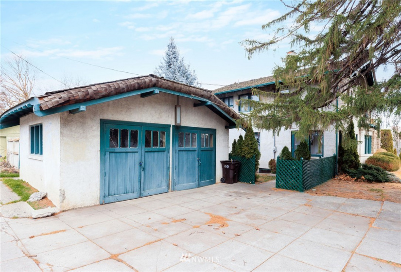 2 Chicago, Yakima, Washington 98902, 4 Bedrooms Bedrooms, ,2 BathroomsBathrooms,Residential,For Sale,Chicago,NWM1874309