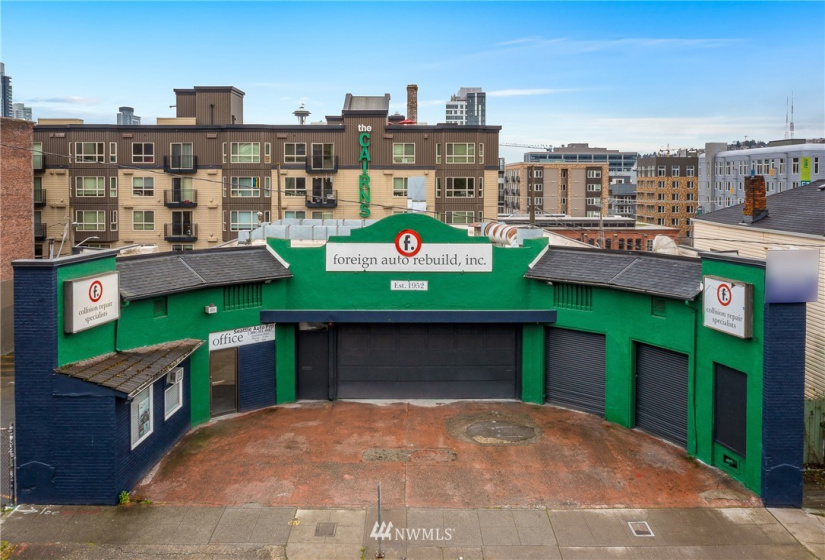 421 Eastlake, Seattle, Washington 98109, ,Commercial Sale,For Sale,Eastlake,NWM1874347