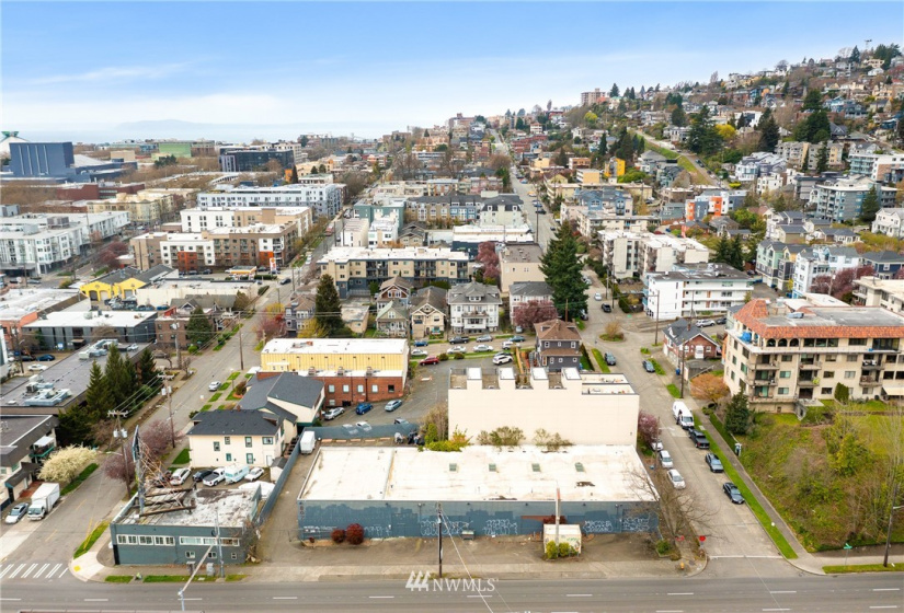 807 Aurora, Seattle, Washington 98109, ,Commercial Sale,For Sale,Aurora,NWM1874349
