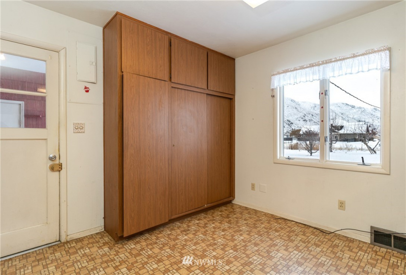 11 Moser, Orondo, Washington 98843, 3 Bedrooms Bedrooms, ,Residential,For Sale,Moser,NWM1874120
