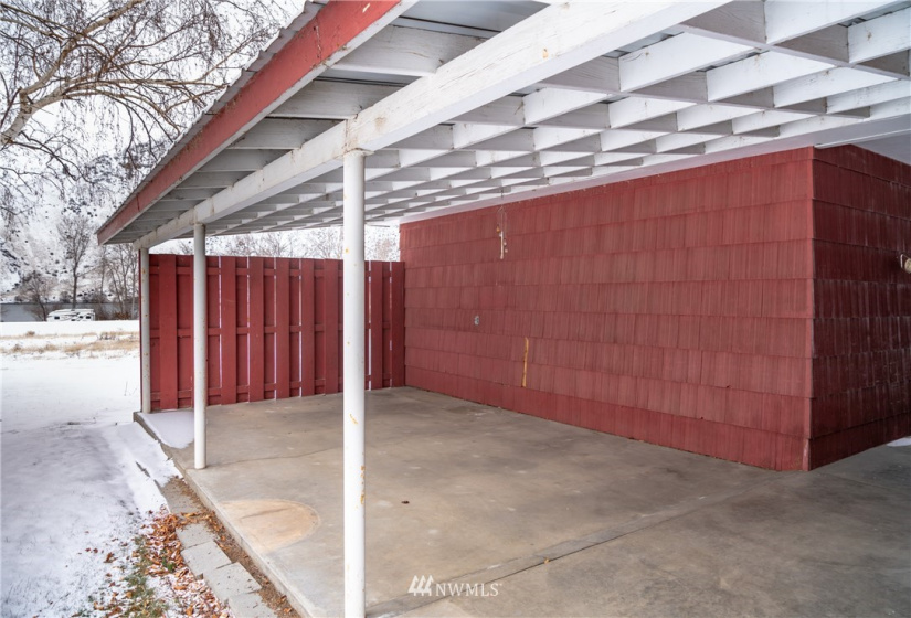 11 Moser, Orondo, Washington 98843, 3 Bedrooms Bedrooms, ,Residential,For Sale,Moser,NWM1874120